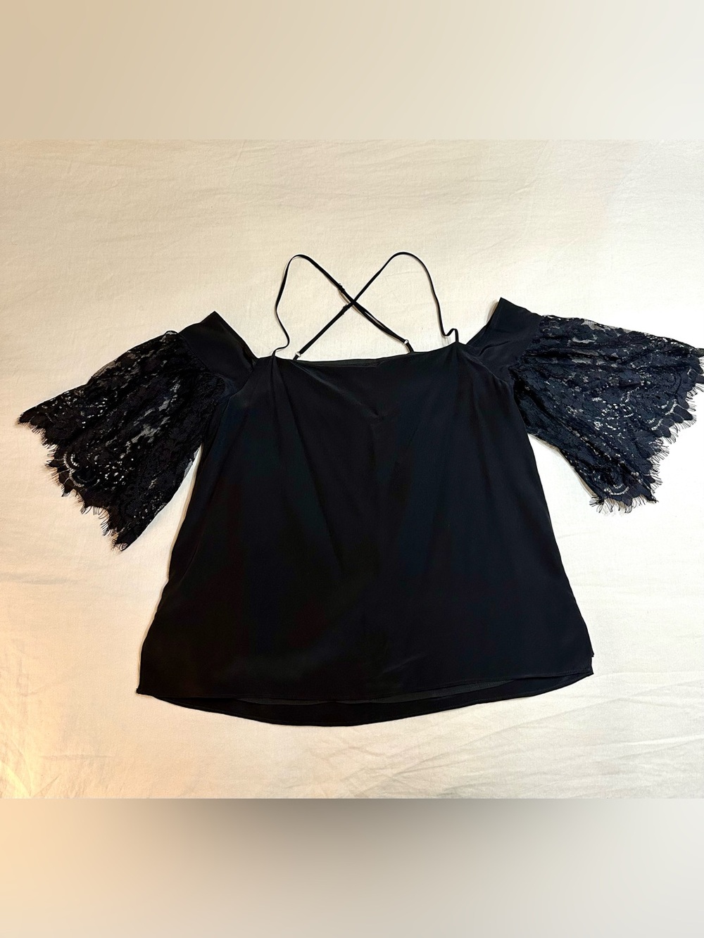CAMI NYC Sophie 100% Silk Off Shoulder Lace Sleeve Blouse Black NWT Small